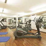 Hotel Waldhuus 4*