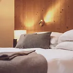 Waldhuus Szálloda 4*