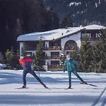 Waldhuus Szálloda 4*