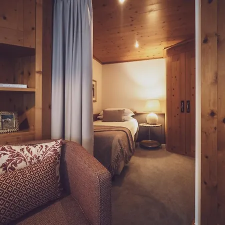 Waldhuus 4* Νταβός