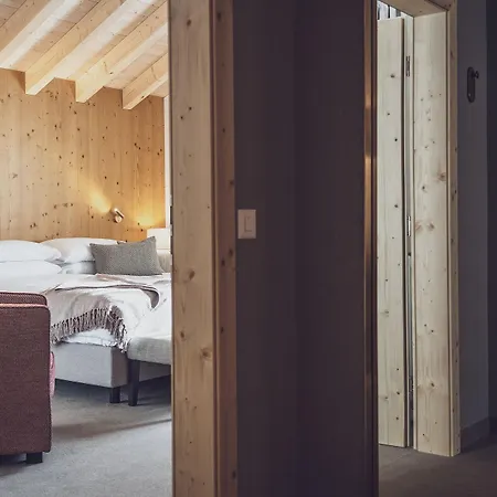 Ξενοδοχείο Waldhuus Νταβός