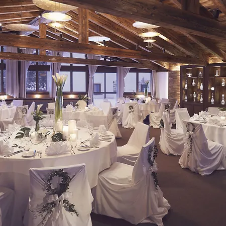 Hotel Waldhuus