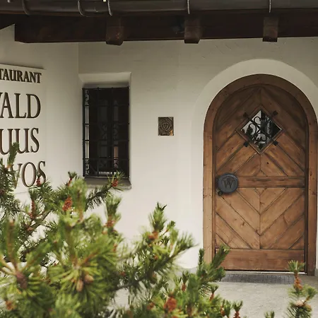 Waldhuus 4* Νταβός