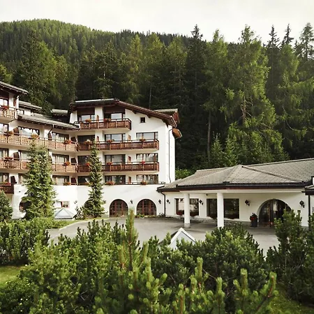 Waldhuus Hotel