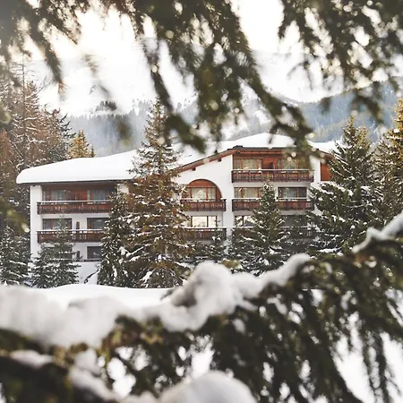 Waldhuus 4* Νταβός