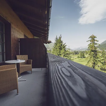 Waldhuus 4* Davos