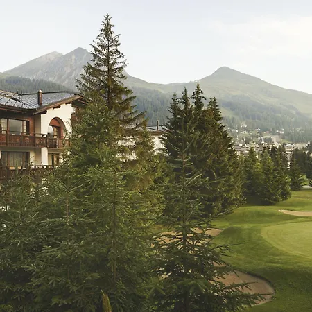 Waldhuus Hotel 4*