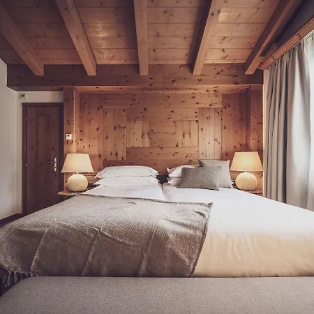 Hotel Waldhuus