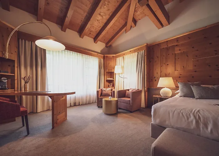 Waldhuus 4* دافوس