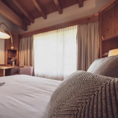 Waldhuus Hotel 4*