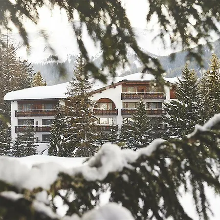 Hotel Waldhuus